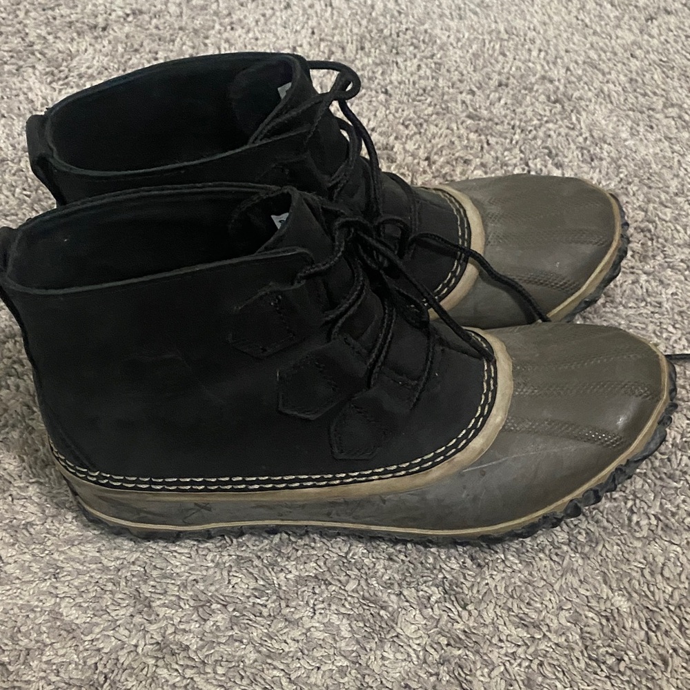 Sorel Black and Gray Women's Boots